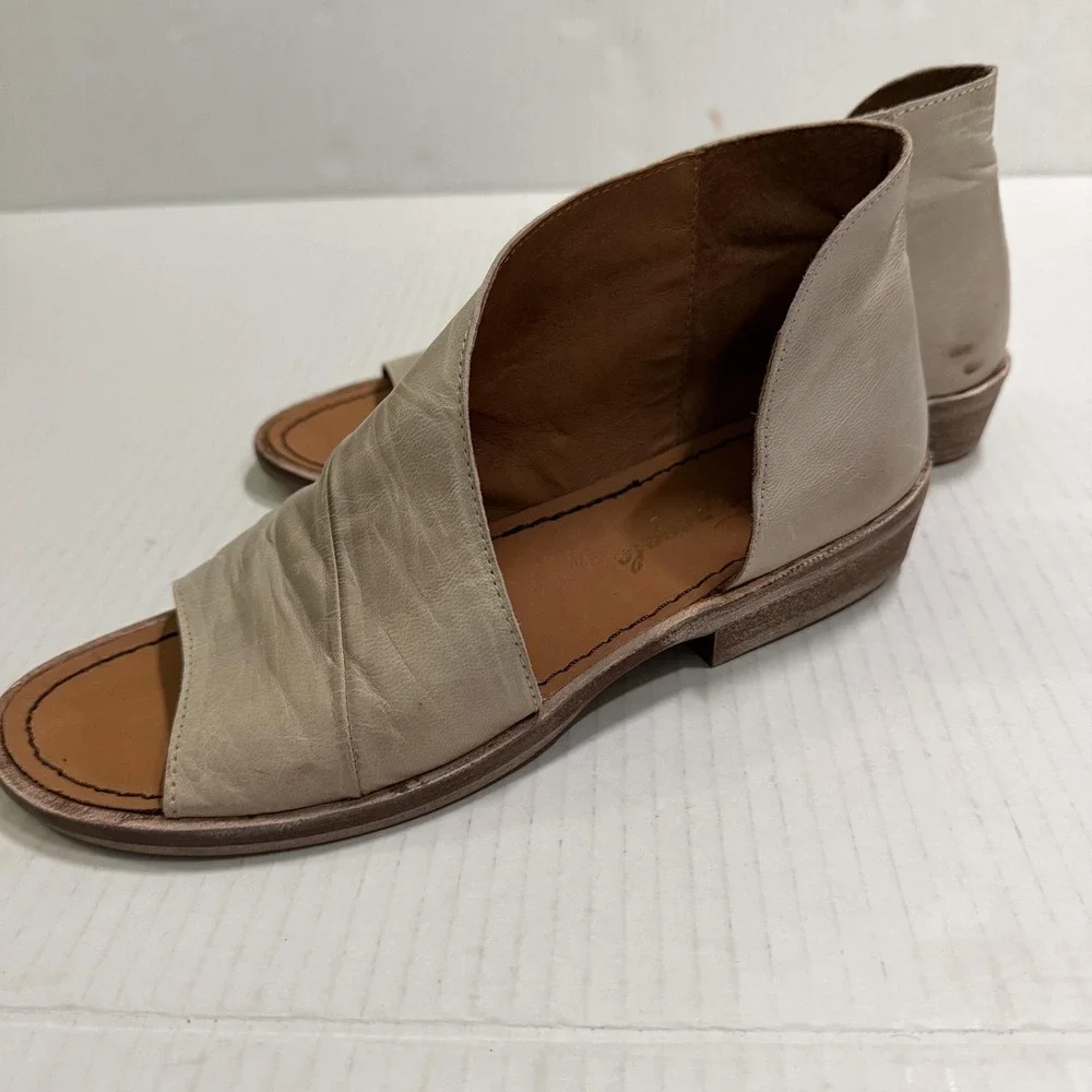 Free People Mont Blanc Shoes Womens Size 6 36 Beige Leather Slip On Sandals